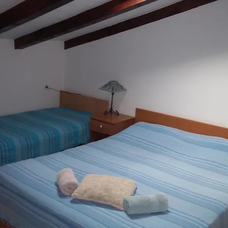 Apartments Tajana Novigrad Istria Chambre photo