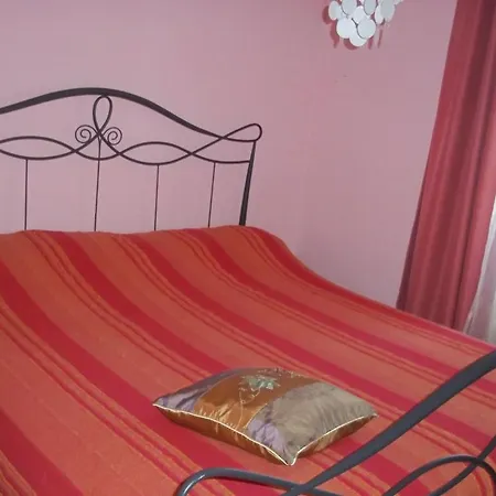 Apartments Tajana Novigrad Istria Chambre photo