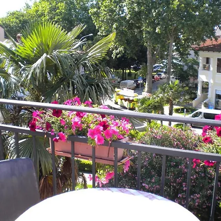 Apartments Tajana Novigrad Istria Chambre photo
